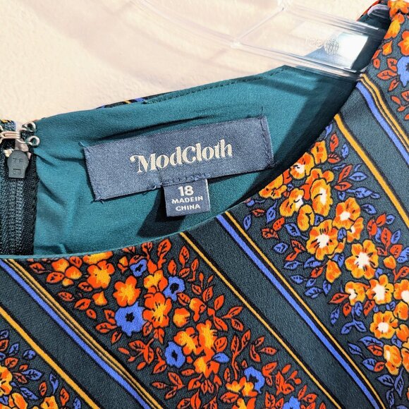 MODCLOTH "Pleat You To It" Fit & Flare Dress 15 RARE Forest Green Orange Floral - Picture 9 of 12